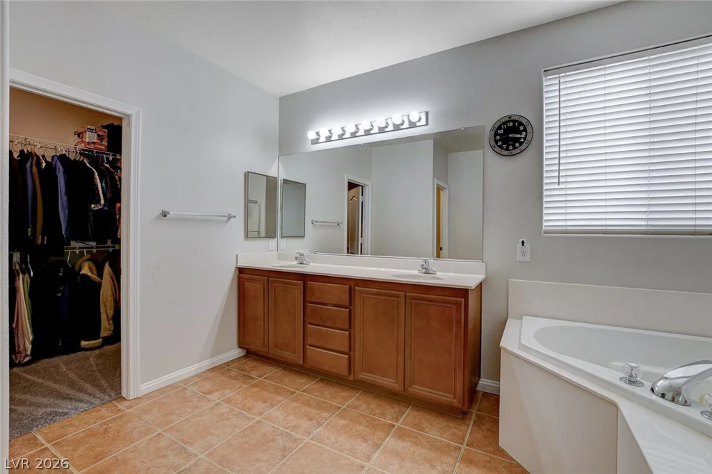 5819 Toofer Winds, Las Vegas, NV 89131
