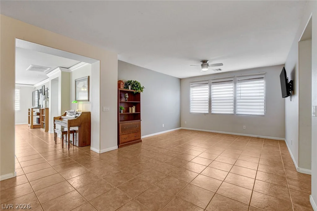 5819 Toofer Winds, Las Vegas, NV 89131