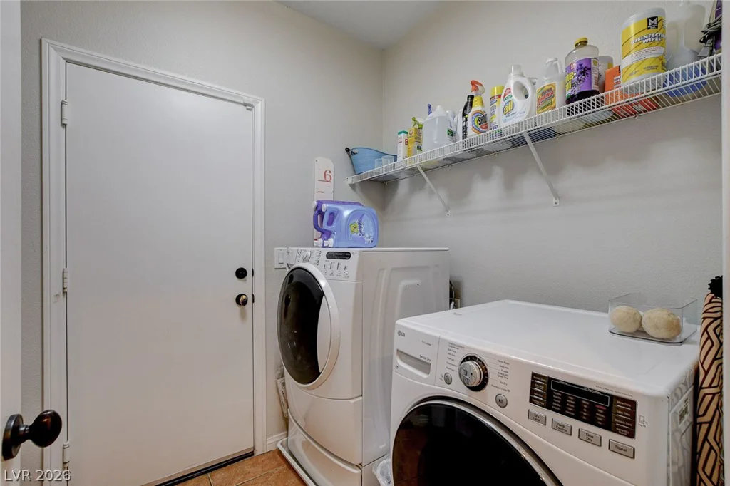 5819 Toofer Winds, Las Vegas, NV 89131