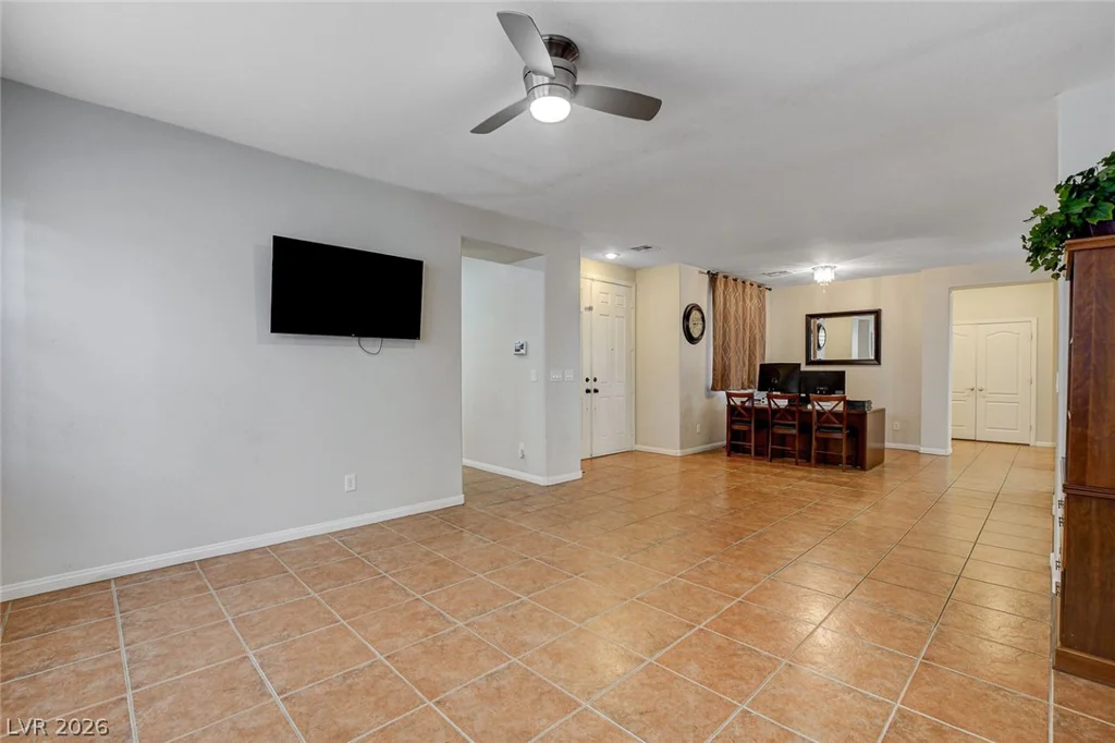 5819 Toofer Winds, Las Vegas, NV 89131