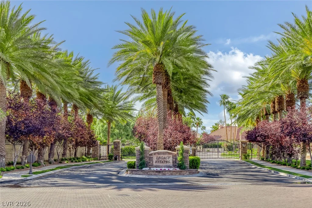 2050 Troon, Henderson, NV 89074