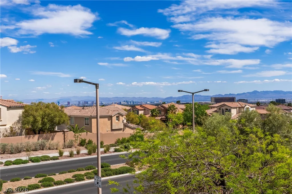 564 Ivy Spring, Las Vegas, NV 89138