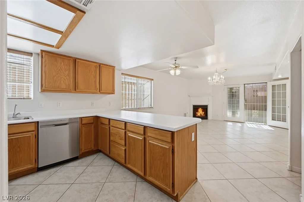 2304 Stockton, Las Vegas, NV 89104