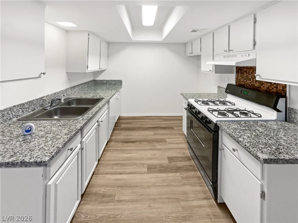 401 Lamb, Las Vegas, NV 89110