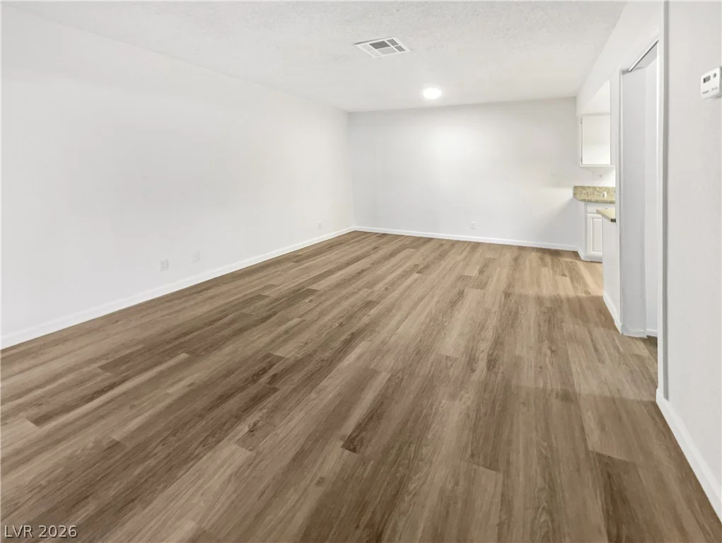 401 Lamb, Las Vegas, NV 89110
