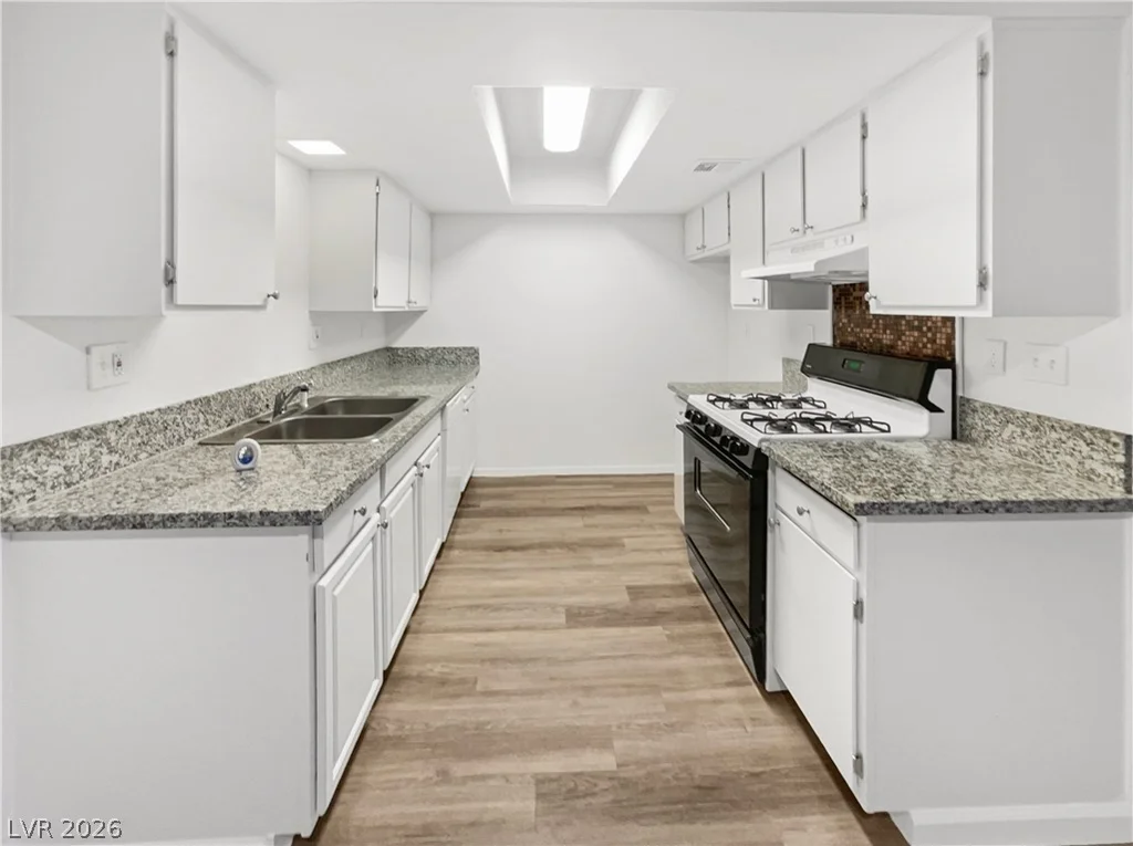 401 Lamb, Las Vegas, NV 89110