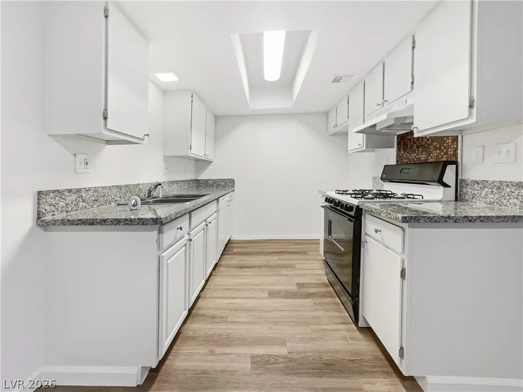 401 Lamb, Las Vegas, NV 89110