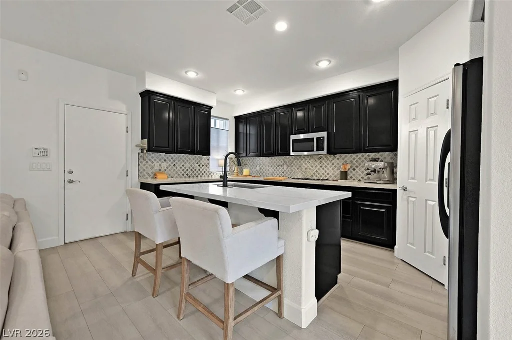 11512 Belmont Lake, Las Vegas, NV 89135