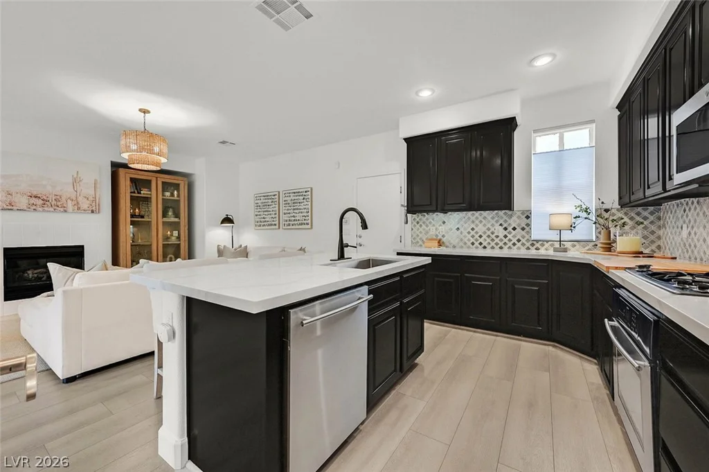 11512 Belmont Lake, Las Vegas, NV 89135