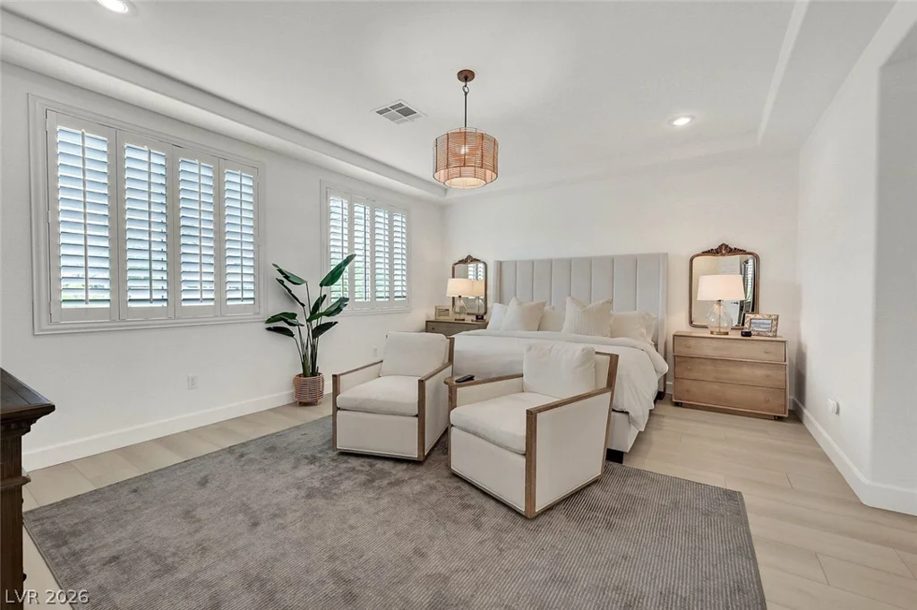 11512 Belmont Lake, Las Vegas, NV 89135