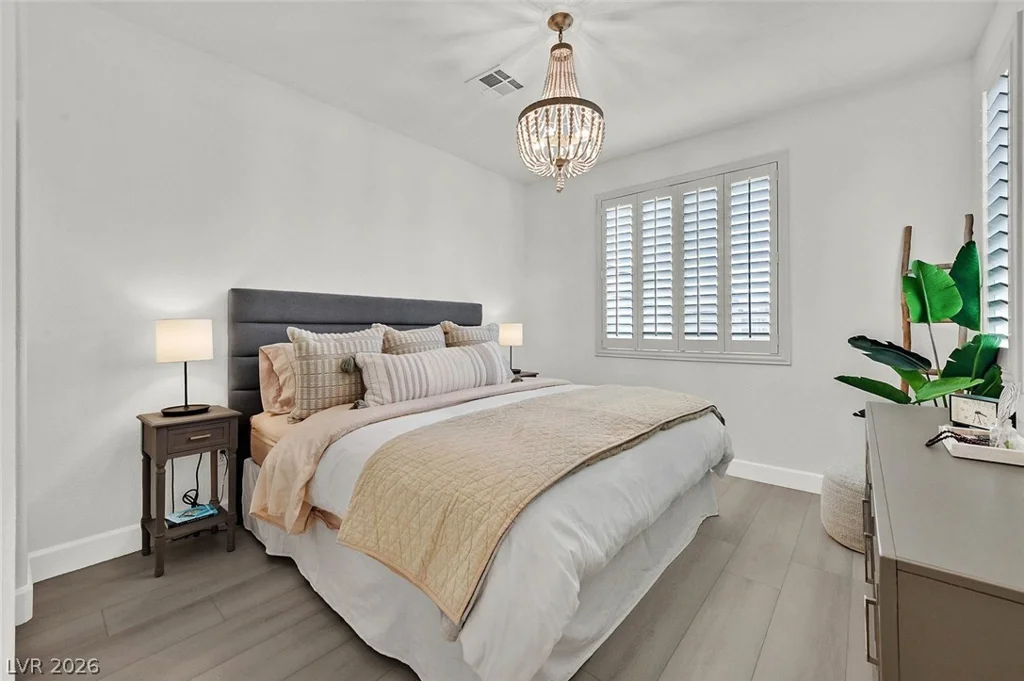11512 Belmont Lake, Las Vegas, NV 89135