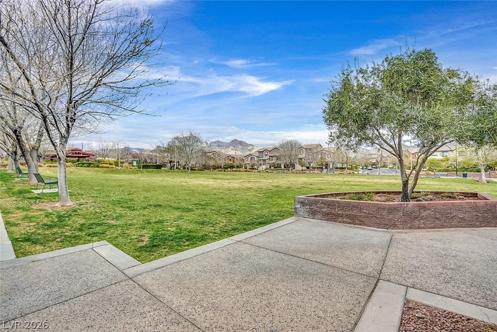 11512 Belmont Lake, Las Vegas, NV 89135