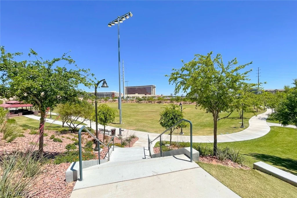 11512 Belmont Lake, Las Vegas, NV 89135