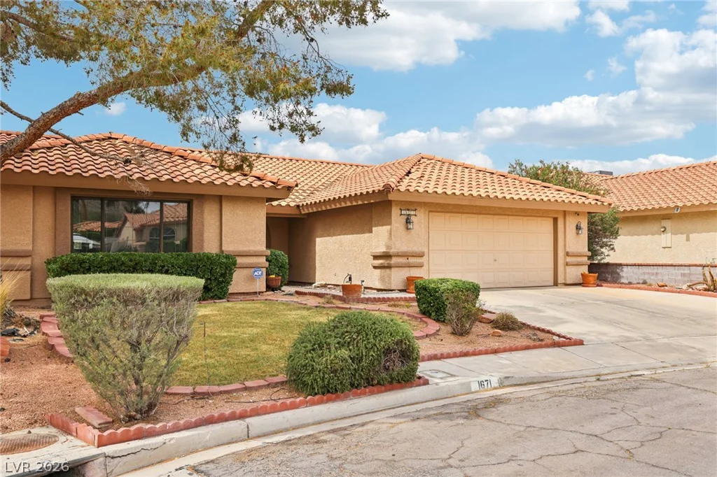 1671 Monterey Sunrise, Las Vegas, NV 89156