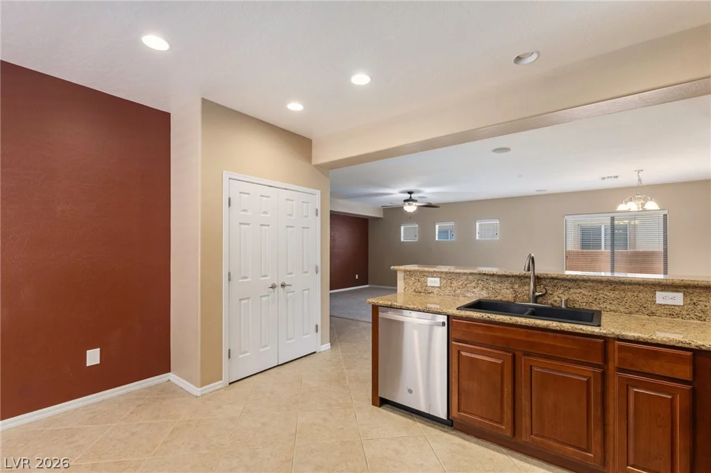 4117 Gliding Gulls, North Las Vegas, NV 89084