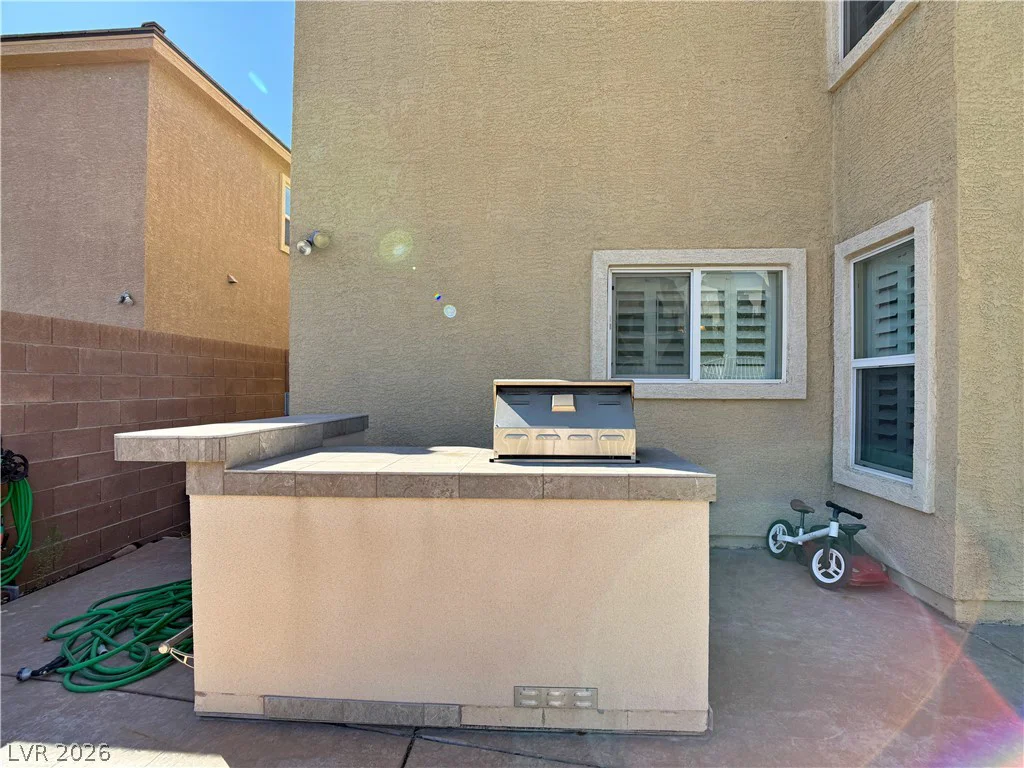 7132 Diving Petrels, North Las Vegas, NV 89084