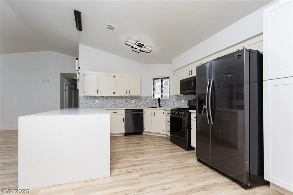 352 Lander, Henderson, NV 89074