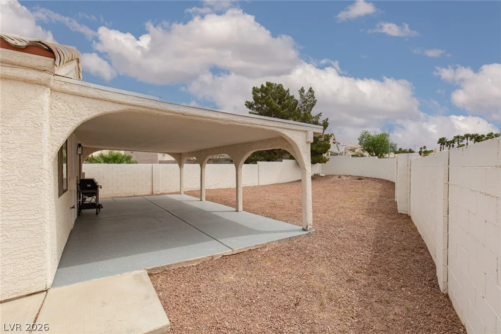 352 Lander, Henderson, NV 89074