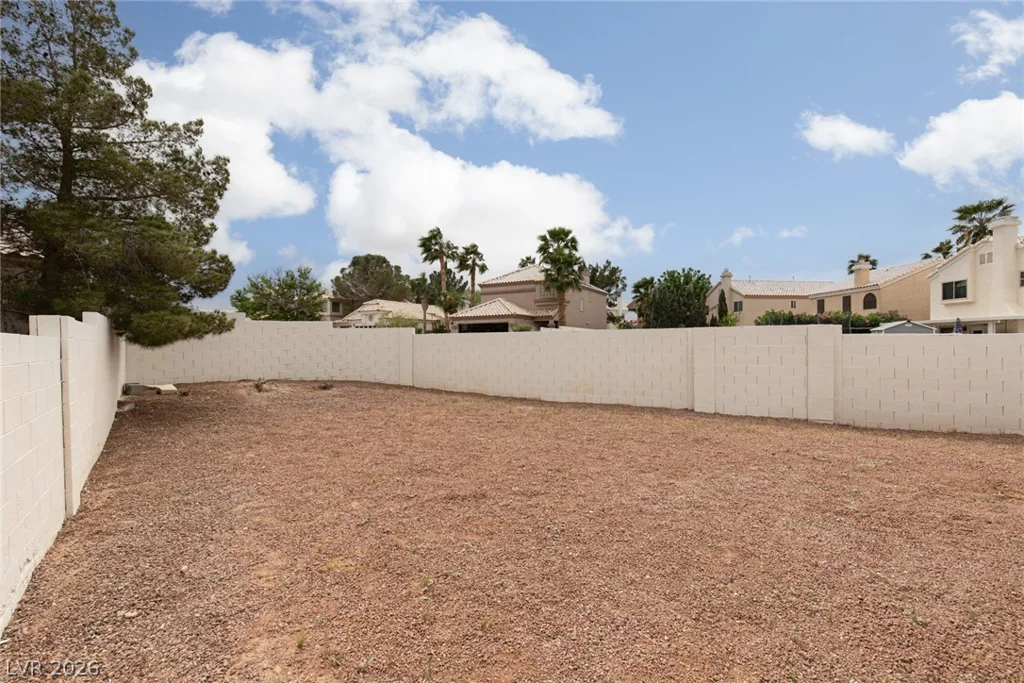 352 Lander, Henderson, NV 89074