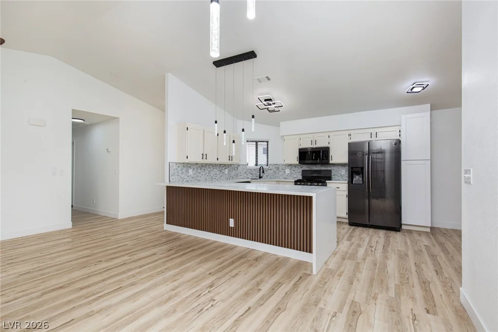 352 Lander, Henderson, NV 89074