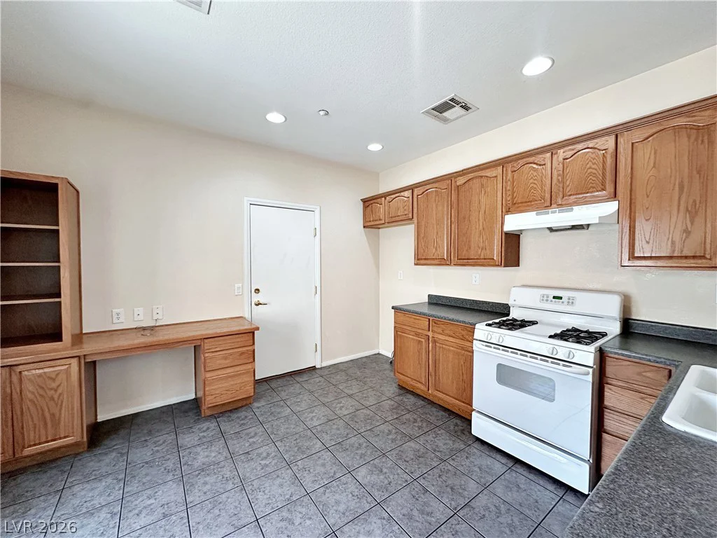 7805 Marbledoe, Las Vegas, NV 89149
