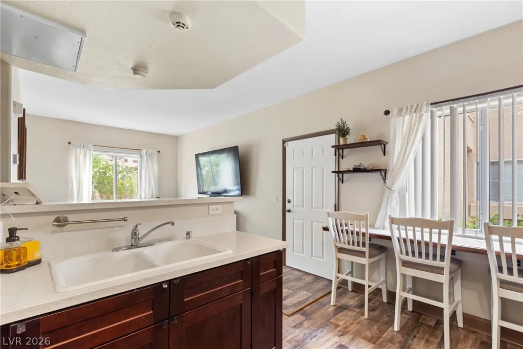 2110 Los Feliz, Las Vegas, NV 89156