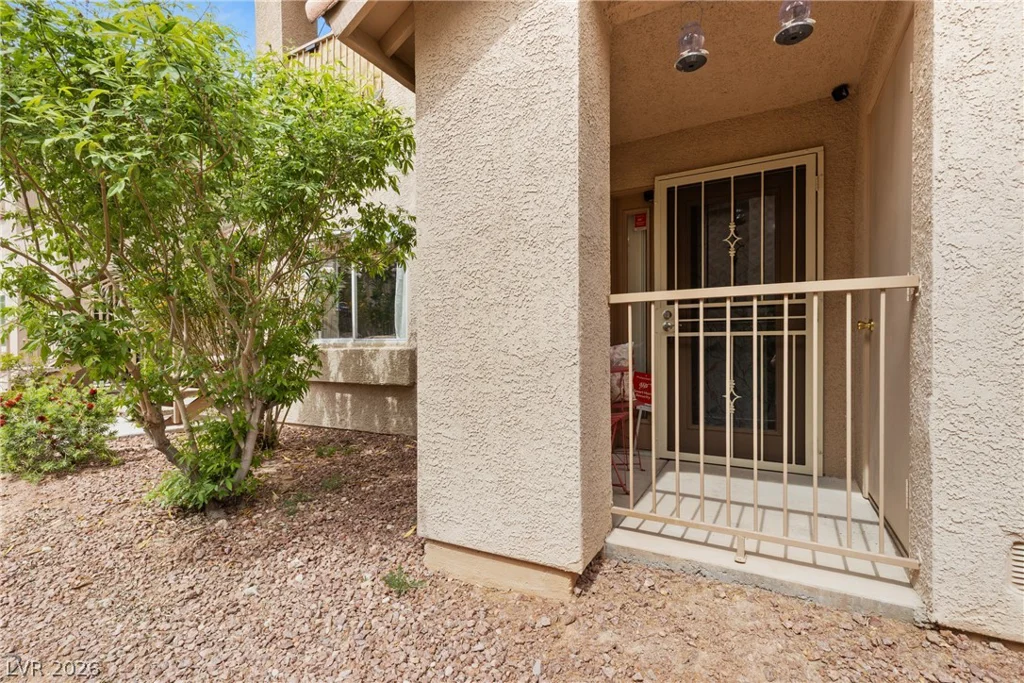 2110 Los Feliz, Las Vegas, NV 89156