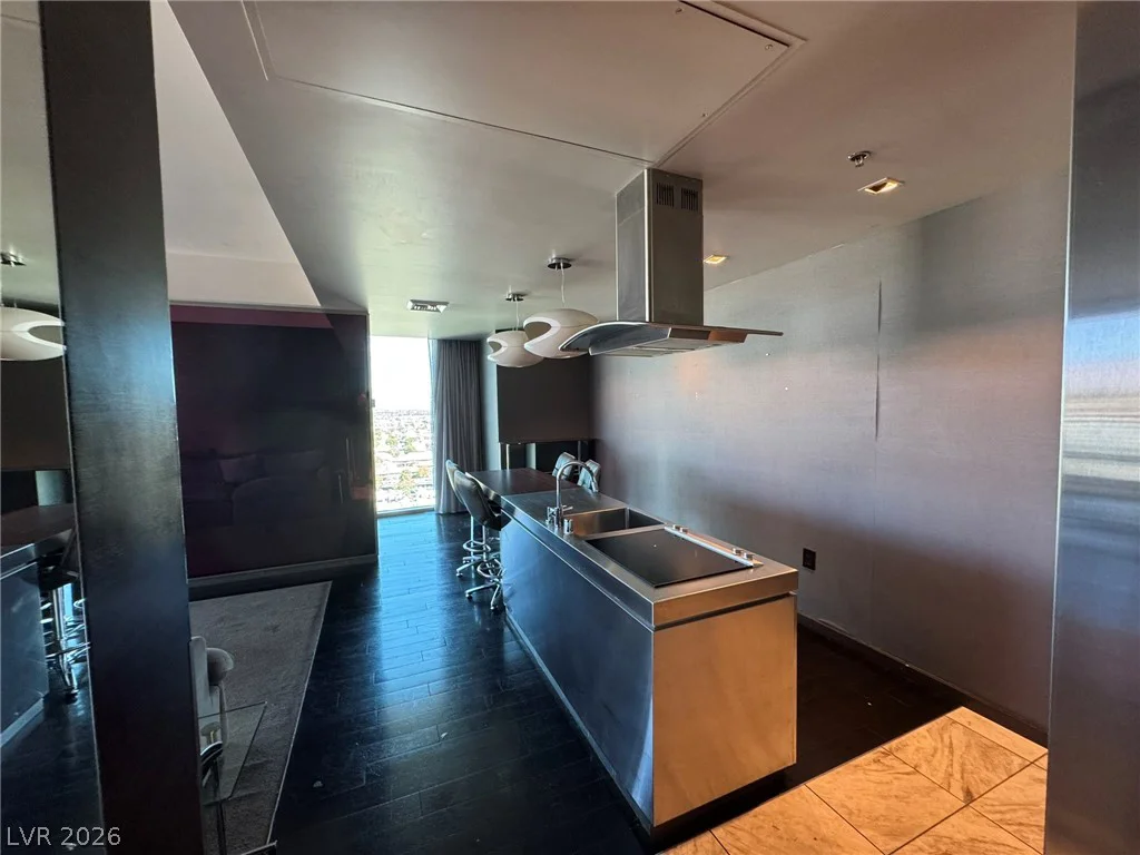 4381 Flamingo, Las Vegas, NV 89103