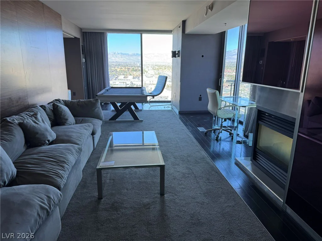 4381 Flamingo, Las Vegas, NV 89103
