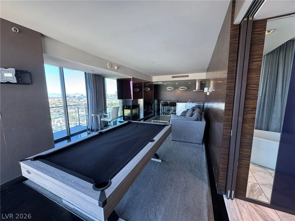 4381 Flamingo, Las Vegas, NV 89103