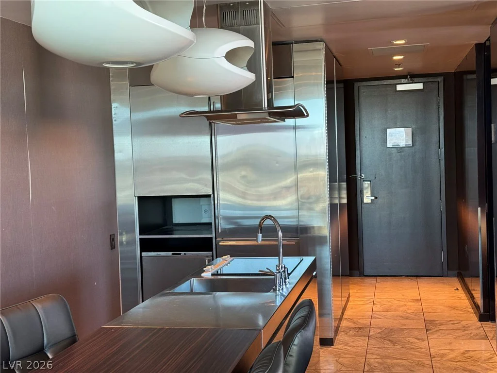4381 Flamingo, Las Vegas, NV 89103