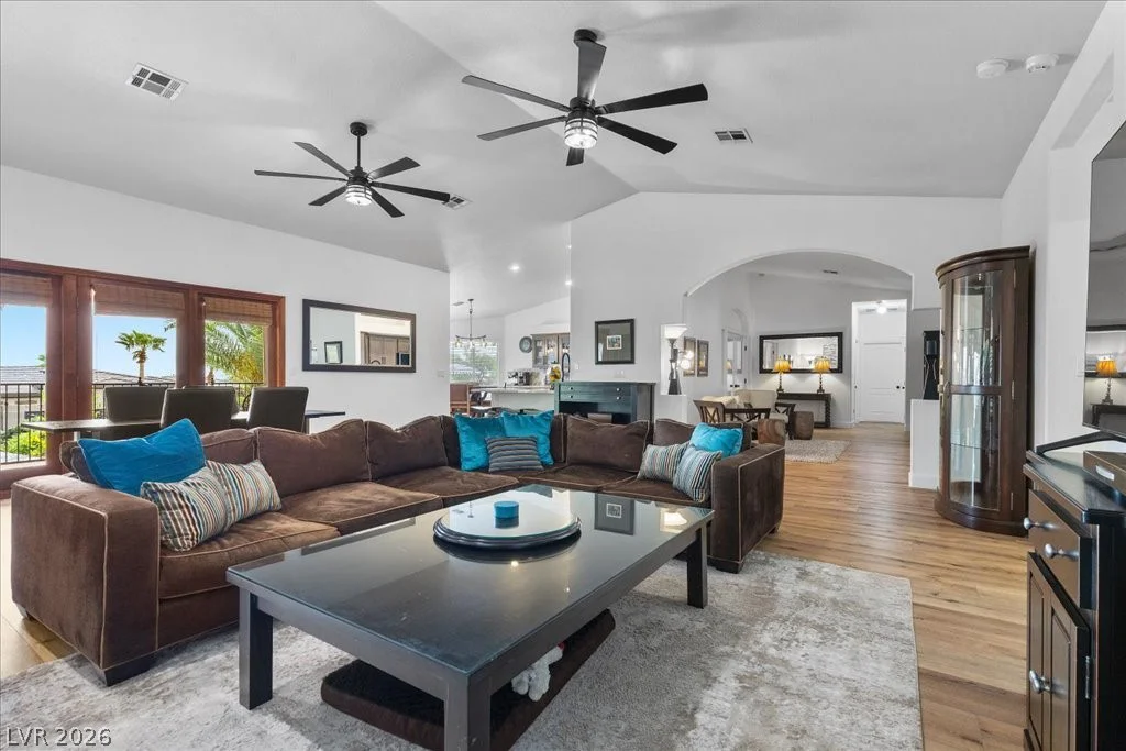 9510 Desert Crest, Las Vegas, NV 89129
