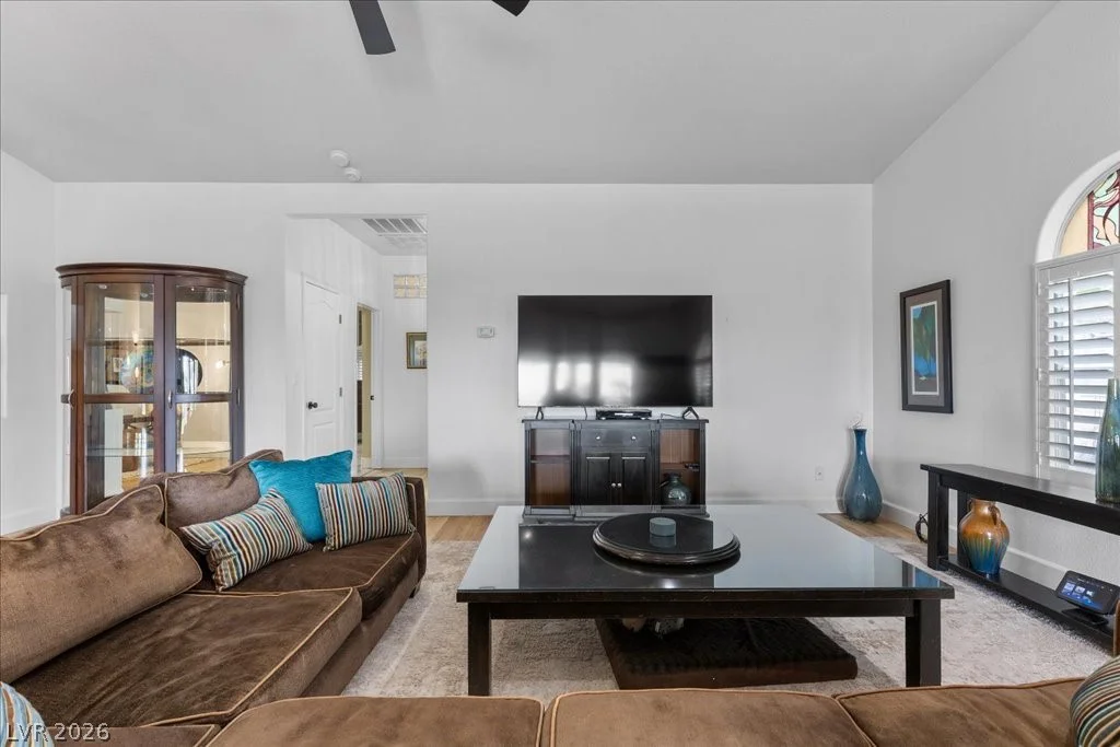 9510 Desert Crest, Las Vegas, NV 89129