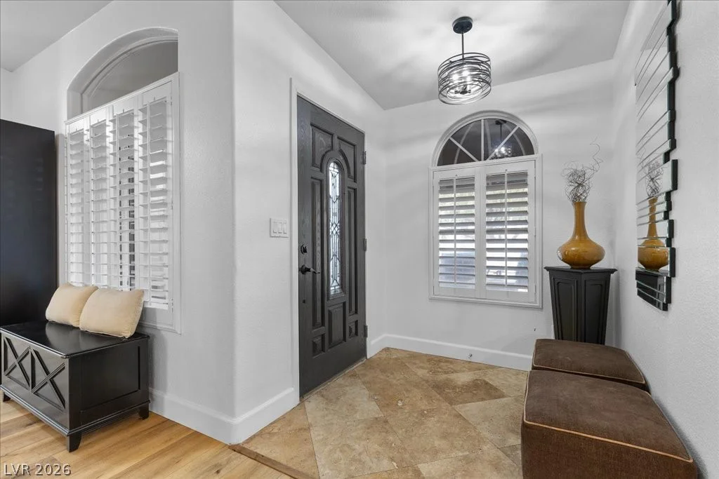 9510 Desert Crest, Las Vegas, NV 89129