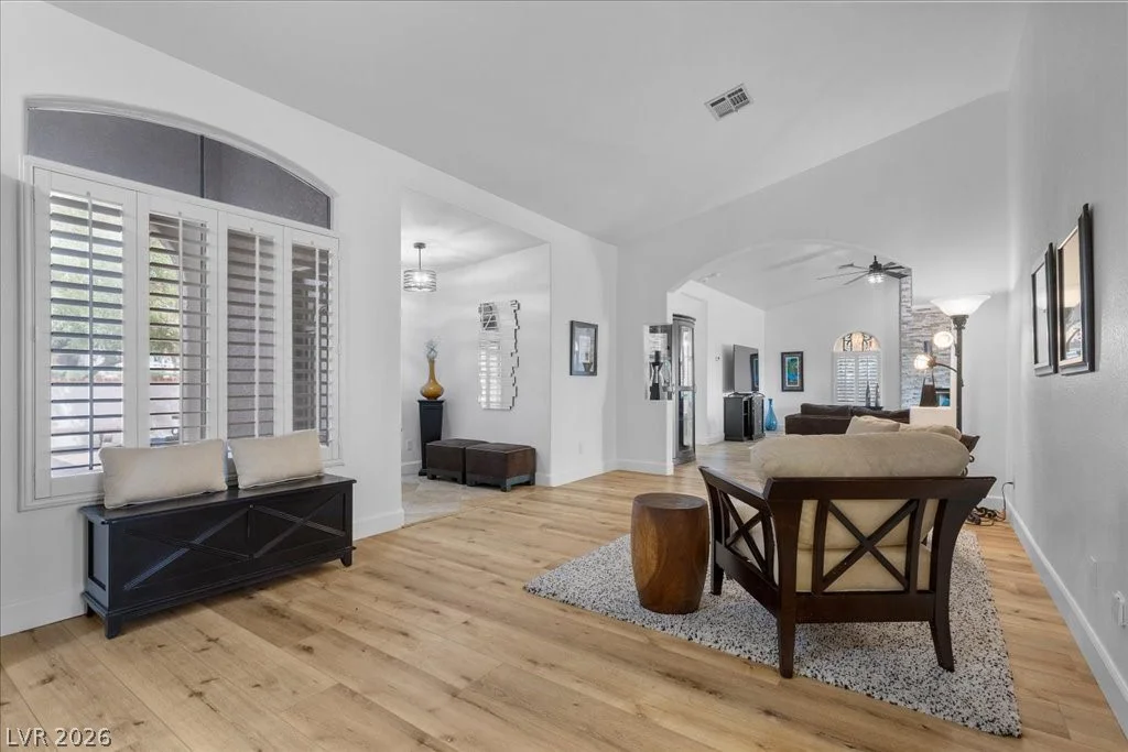 9510 Desert Crest, Las Vegas, NV 89129