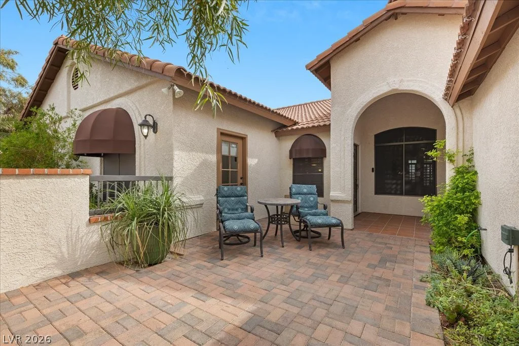 9510 Desert Crest, Las Vegas, NV 89129