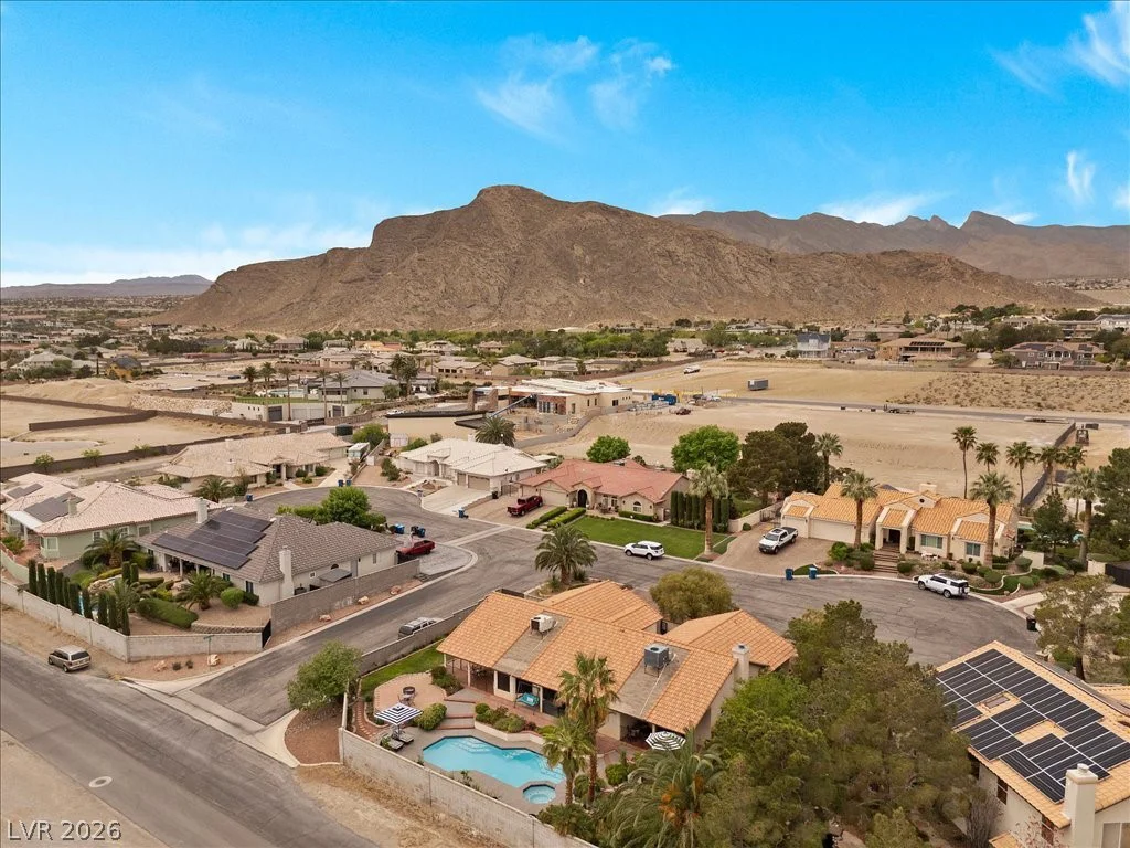 9510 Desert Crest, Las Vegas, NV 89129