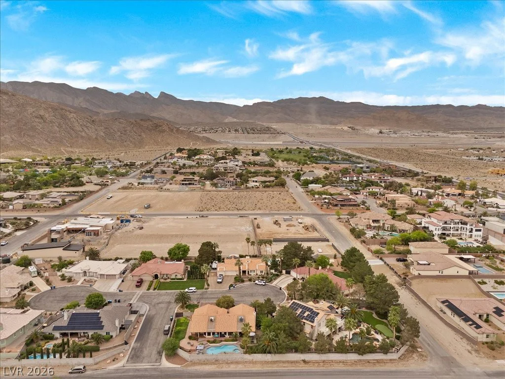9510 Desert Crest, Las Vegas, NV 89129