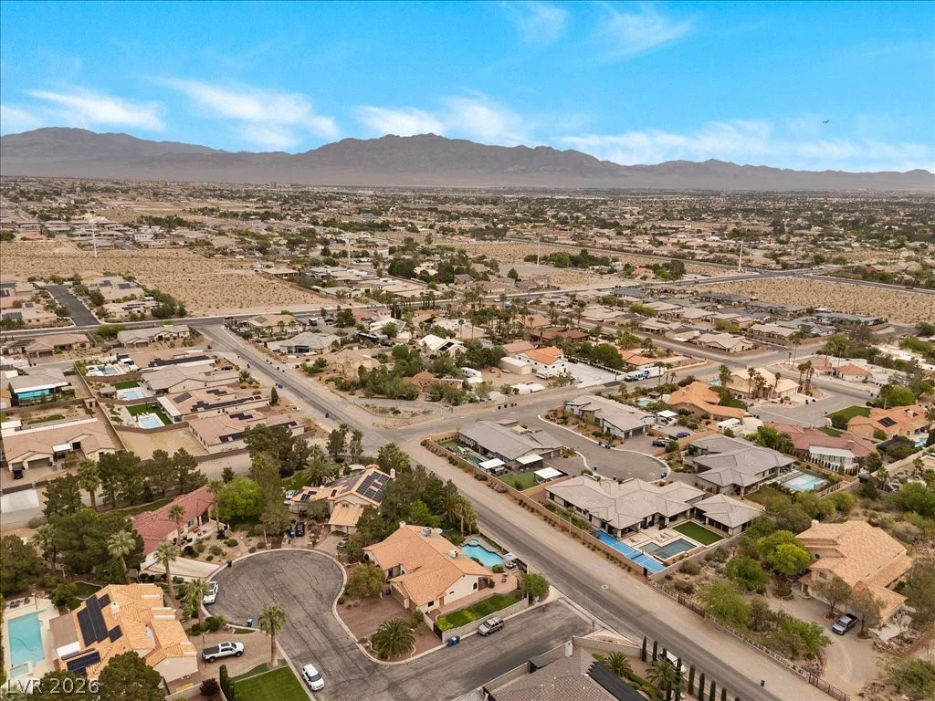 9510 Desert Crest, Las Vegas, NV 89129