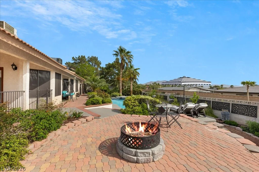 9510 Desert Crest, Las Vegas, NV 89129