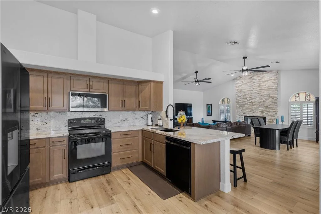 9510 Desert Crest, Las Vegas, NV 89129