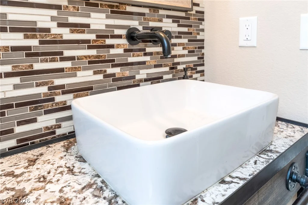 7113 Forest Heights, Las Vegas, NV 89166