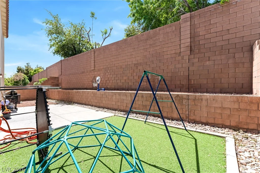 7113 Forest Heights, Las Vegas, NV 89166
