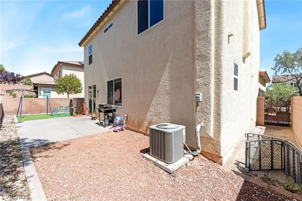 7113 Forest Heights, Las Vegas, NV 89166