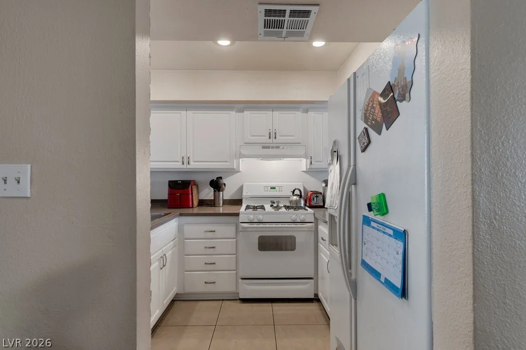 4060 Gold Coast, Las Vegas, NV 89121