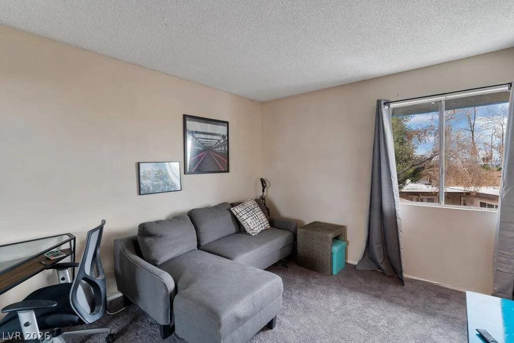 4060 Gold Coast, Las Vegas, NV 89121