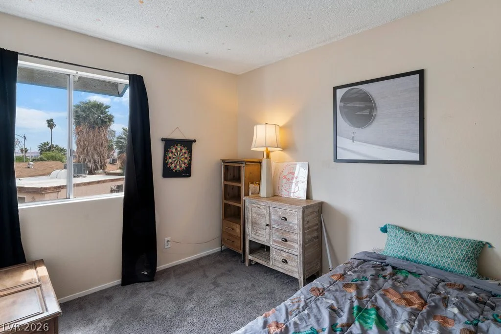 4060 Gold Coast, Las Vegas, NV 89121