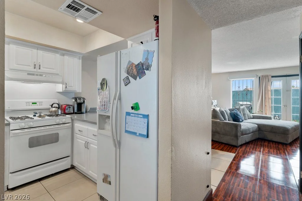 4060 Gold Coast, Las Vegas, NV 89121