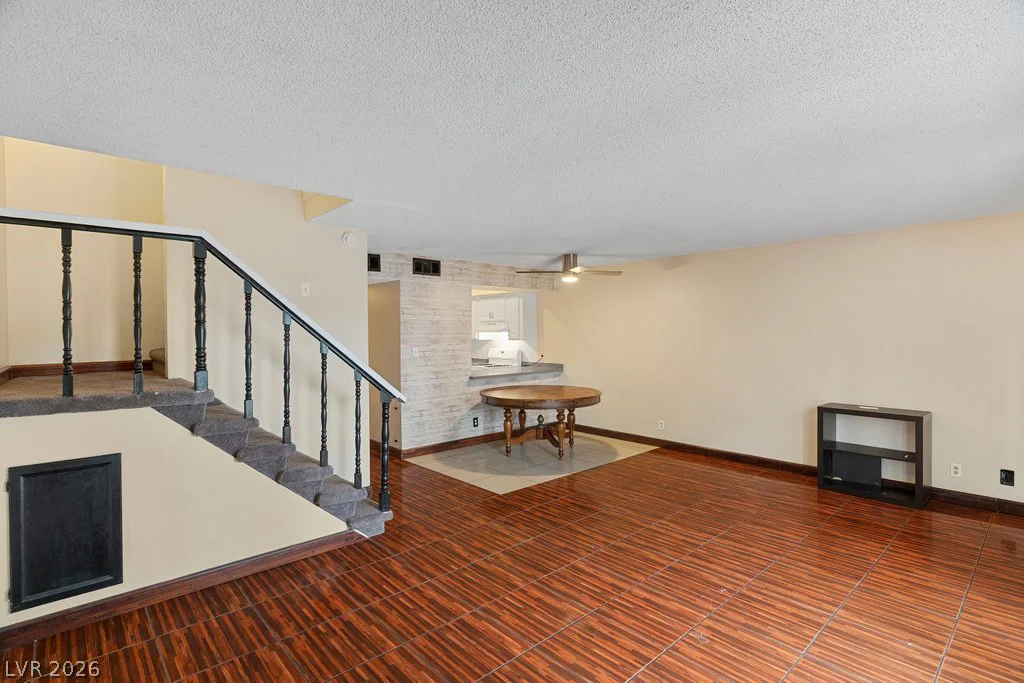 4060 Gold Coast, Las Vegas, NV 89121