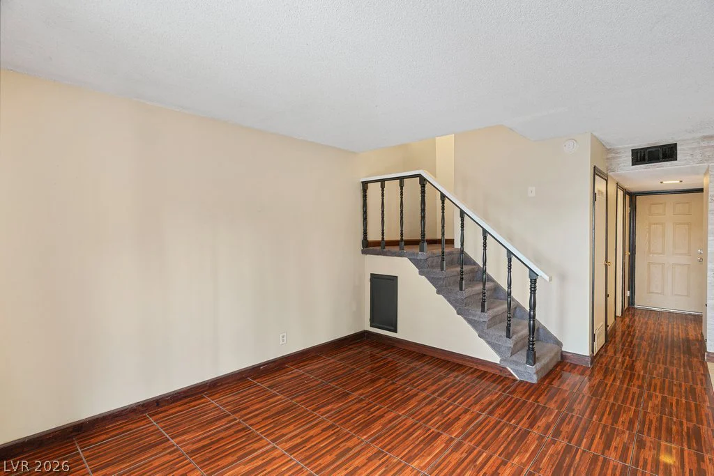 4060 Gold Coast, Las Vegas, NV 89121